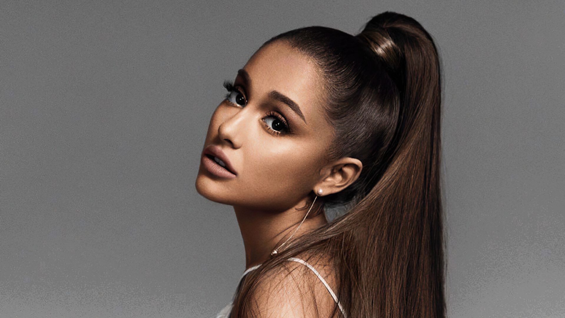Ariana Grande 2015 Wallpapers