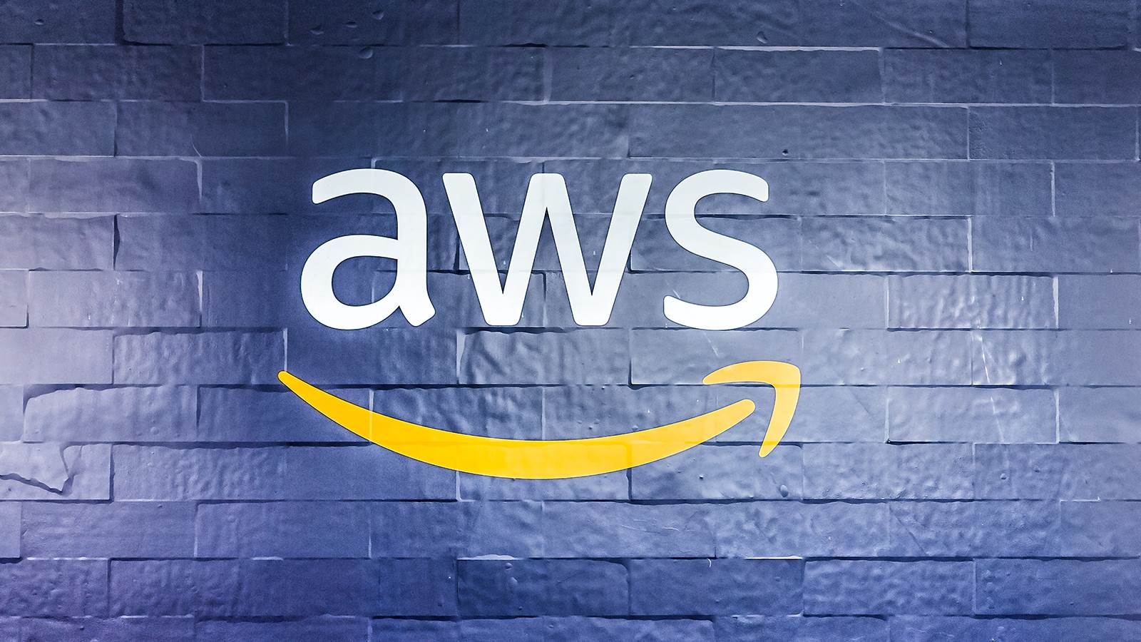 Aws Wallpapers