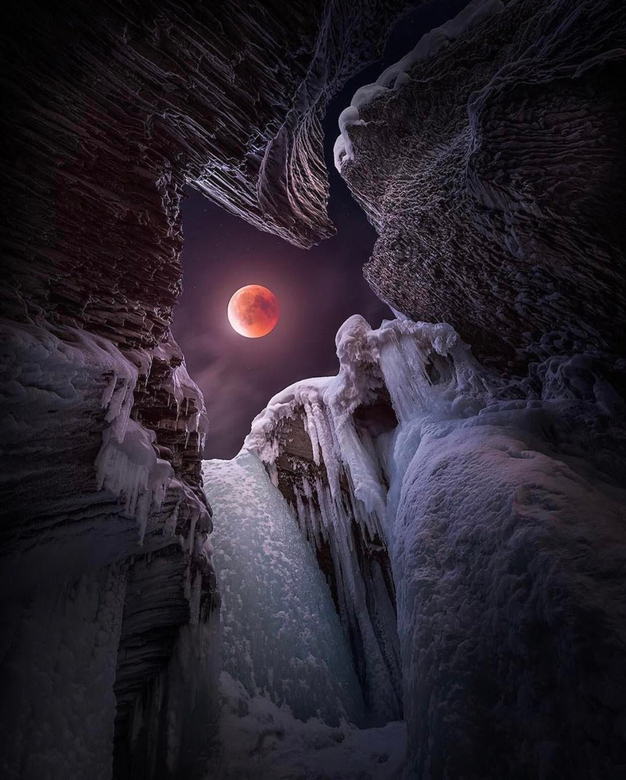 Beautiful Red Moon Wallpapers
