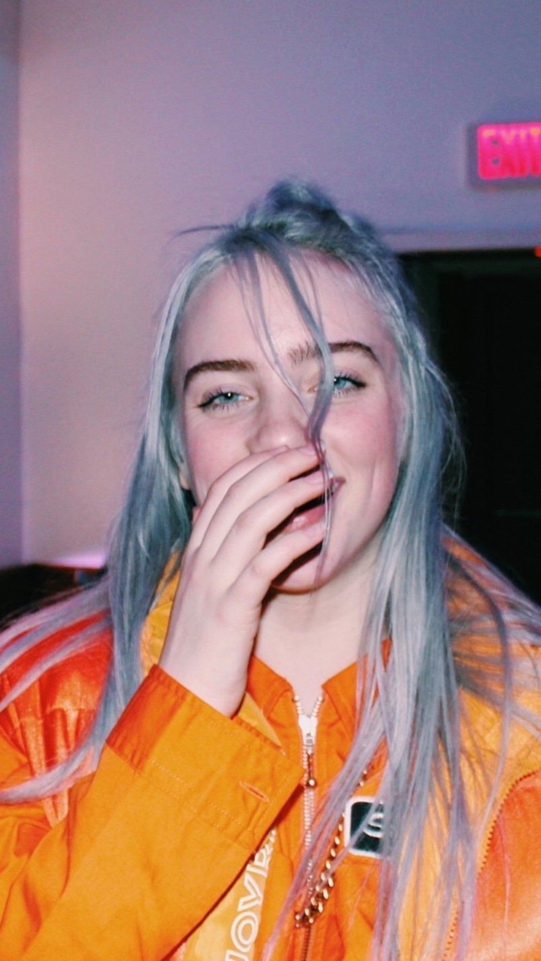 Billie Eilish Iphone Wallpapers