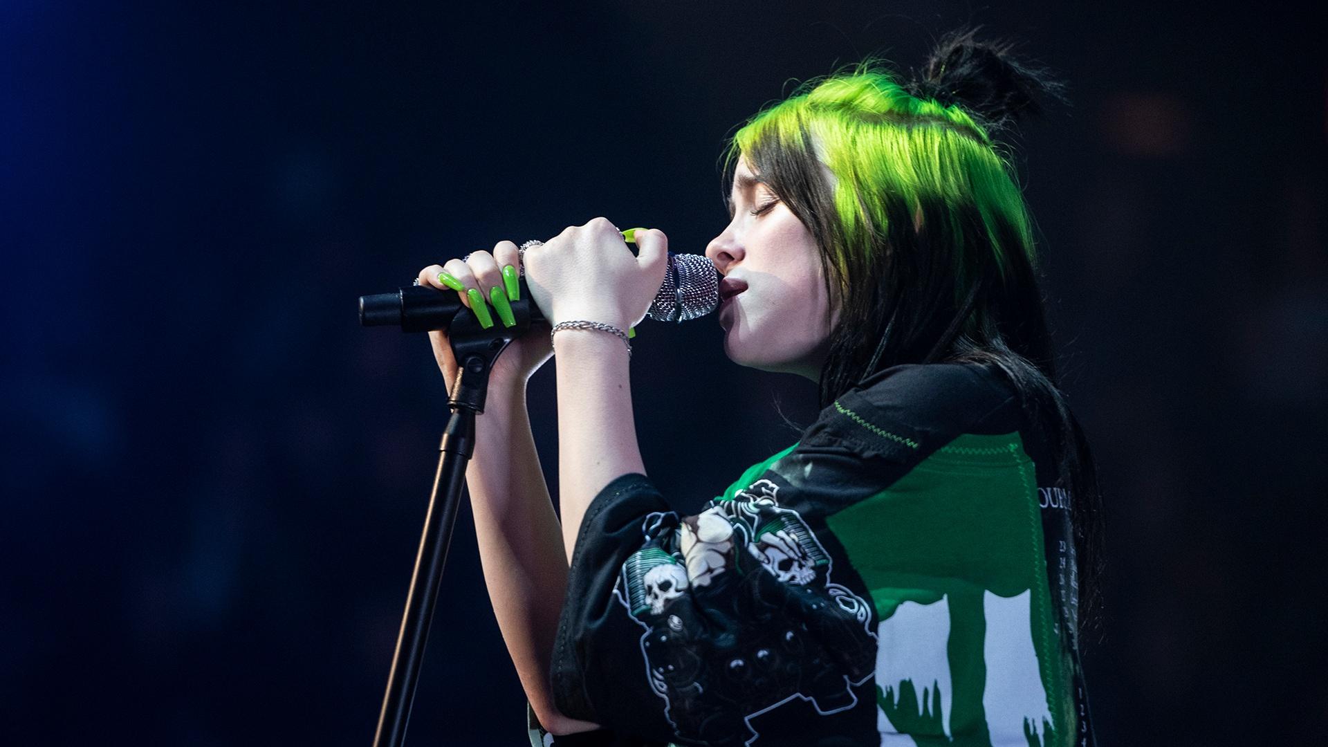 Billie Eilish Laptop Wallpapers