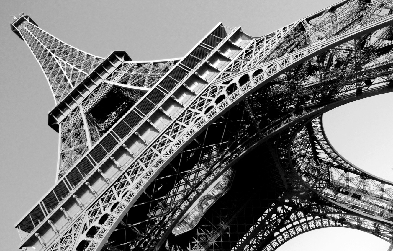 Black And White Eiffel Tower Wallpapers