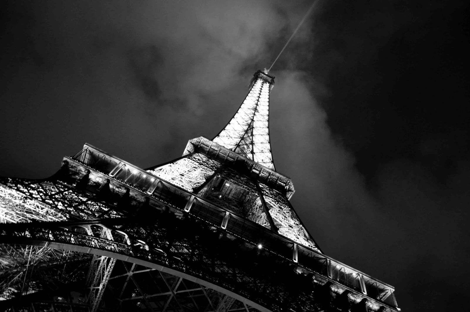 Black And White Paris Wallpapers