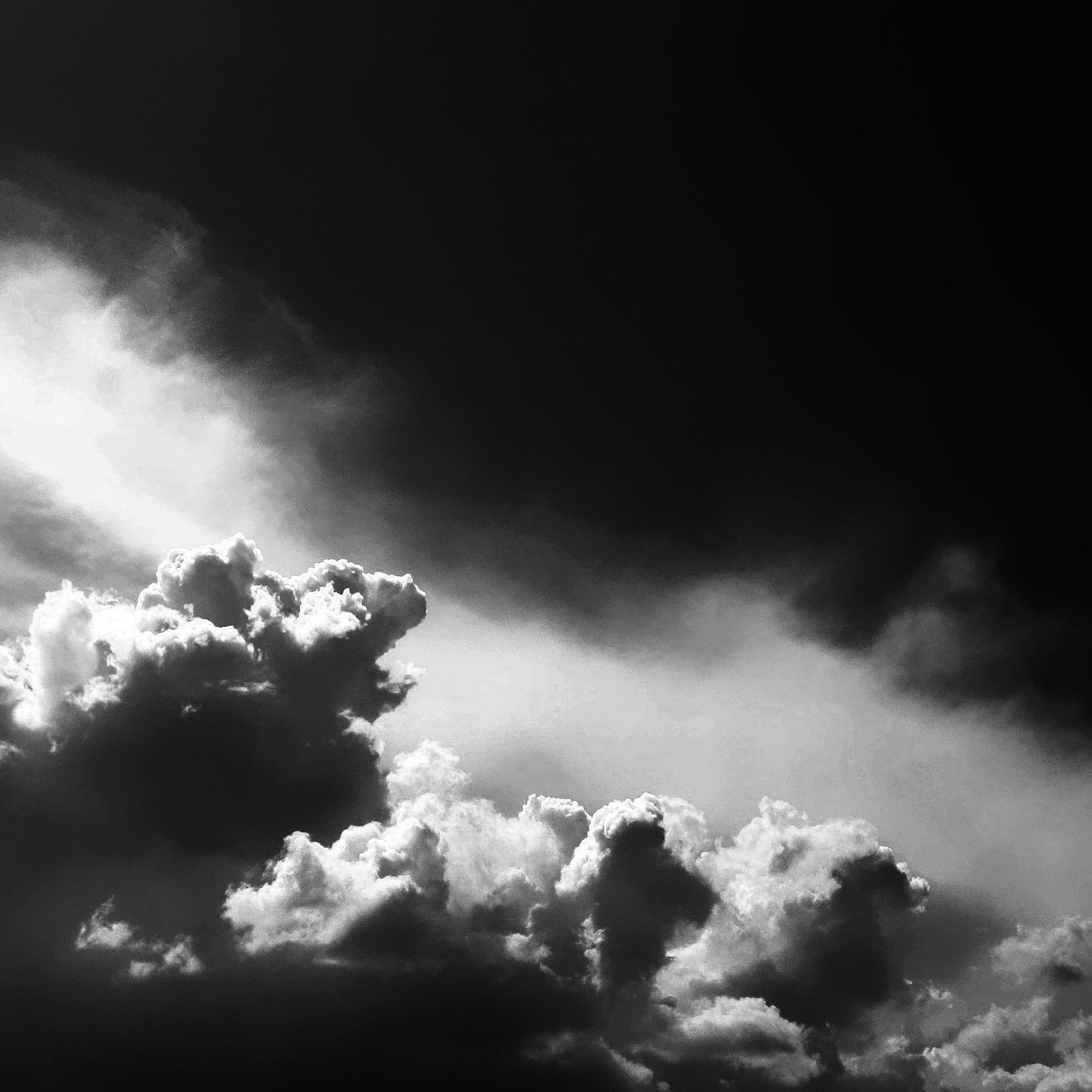 Black And White Sky Wallpapers