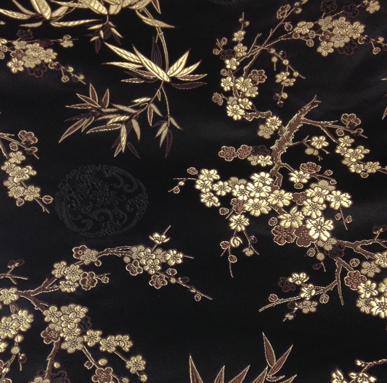 Black Chinoiserie Wallpapers