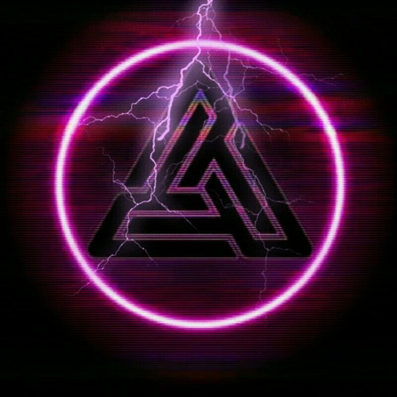 Black Pyramid Wallpapers