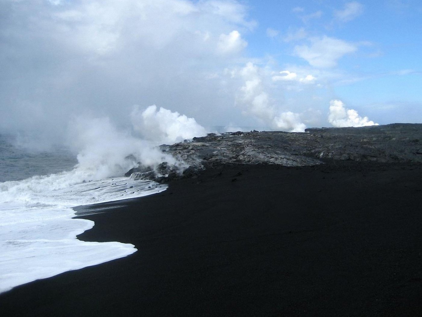 Black Sand Wallpapers