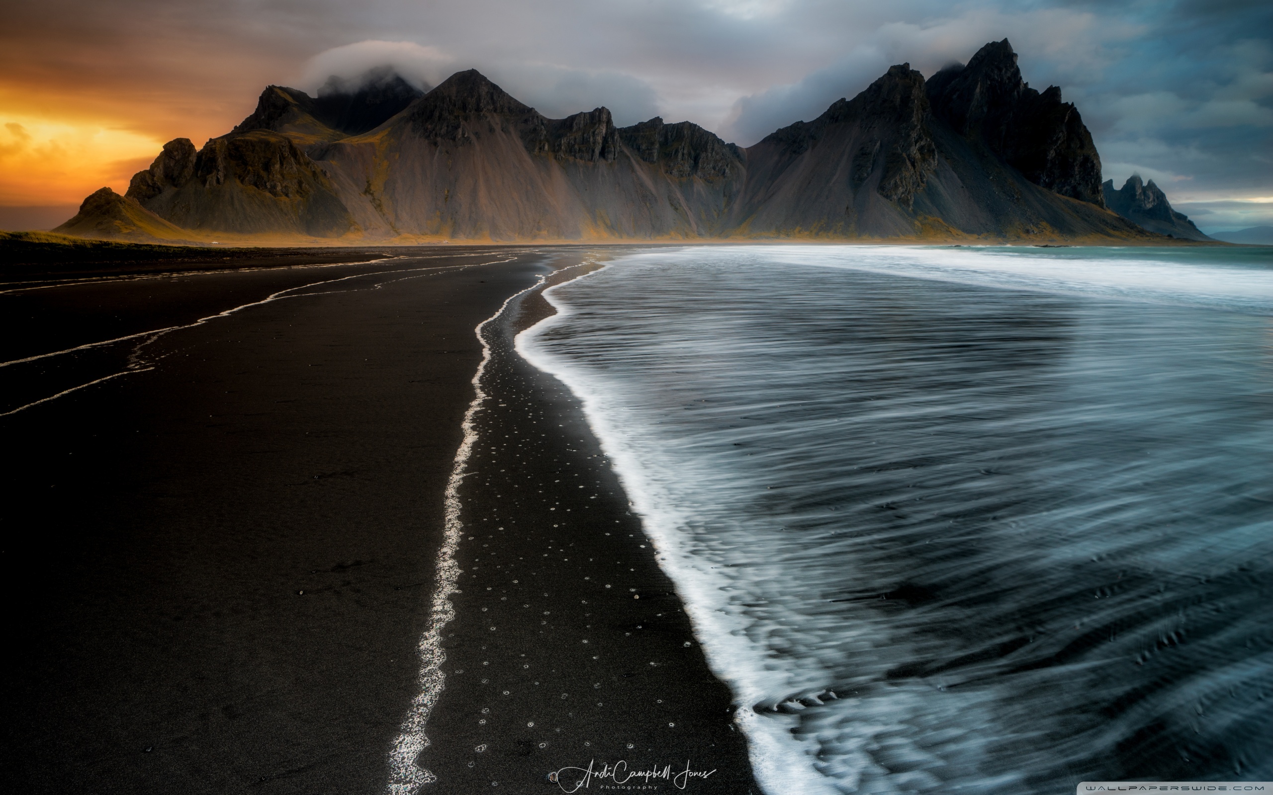 Black Sand Wallpapers