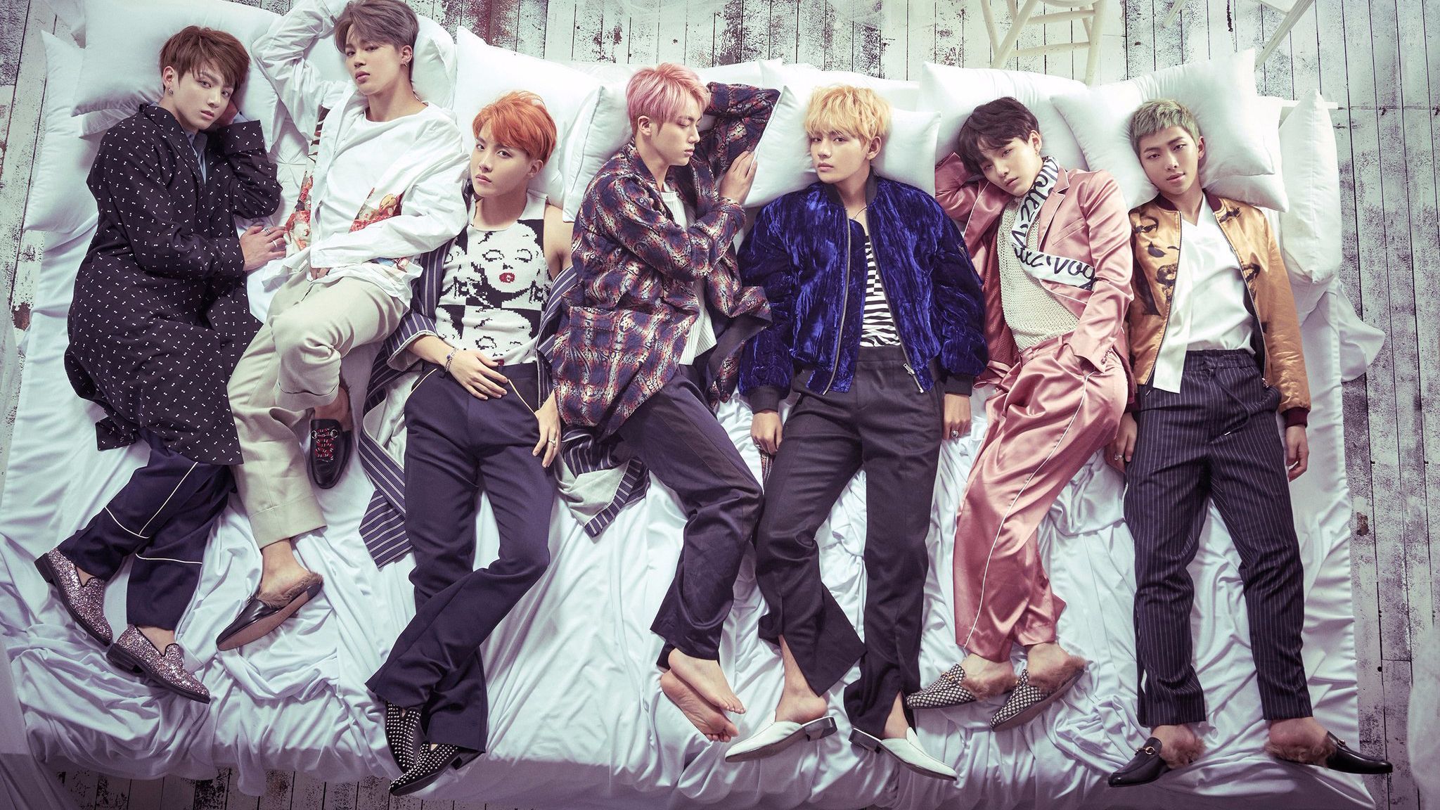 Bts 2048X1152 Wallpapers