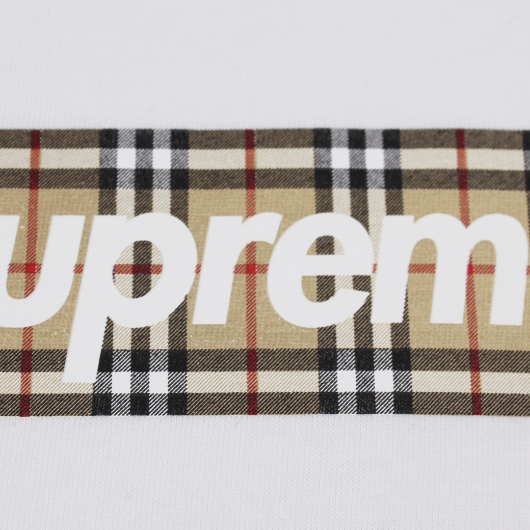 Burberry Supreme Wallpapers