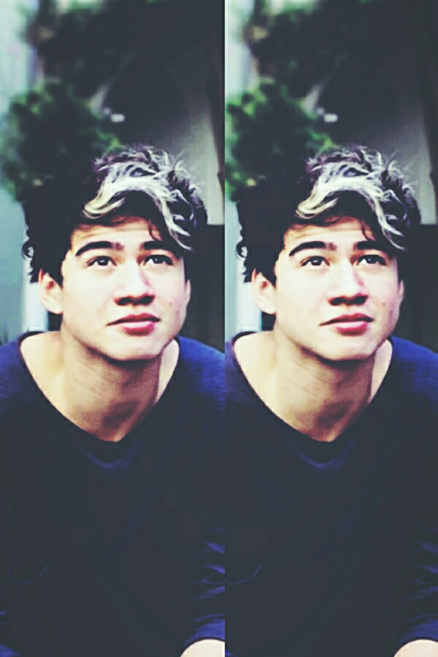 Calum Hood Wallpapers