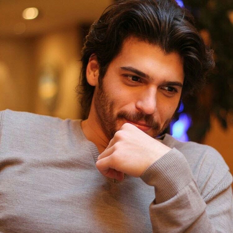 Can Yaman Wallpapers