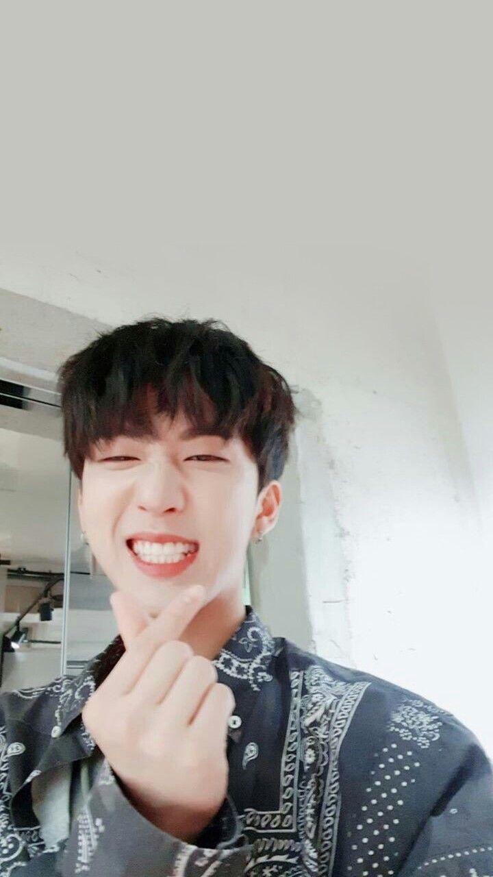 Changbin Cute Wallpapers