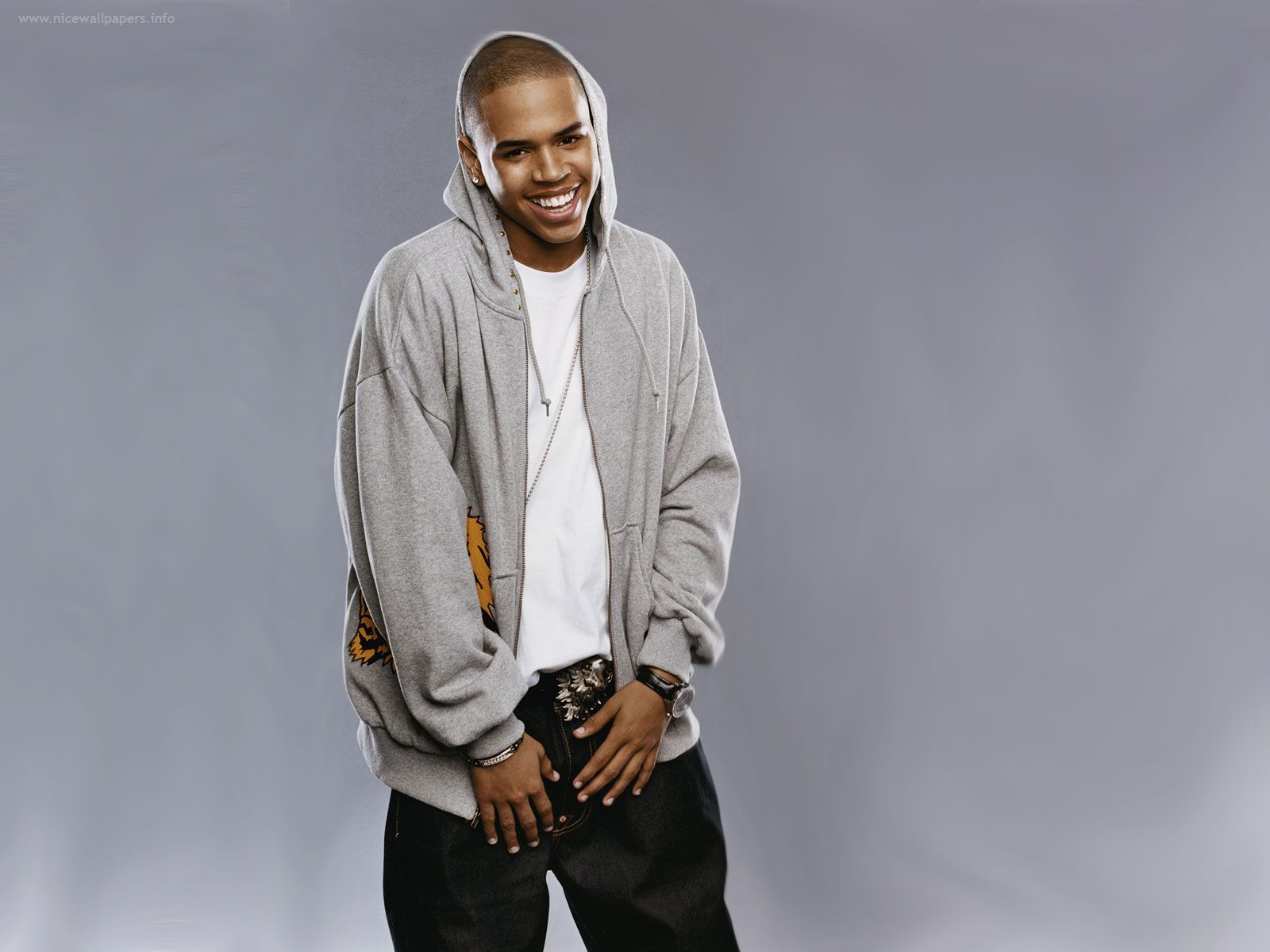 Chris Brown Graffiti Torrent Wallpapers