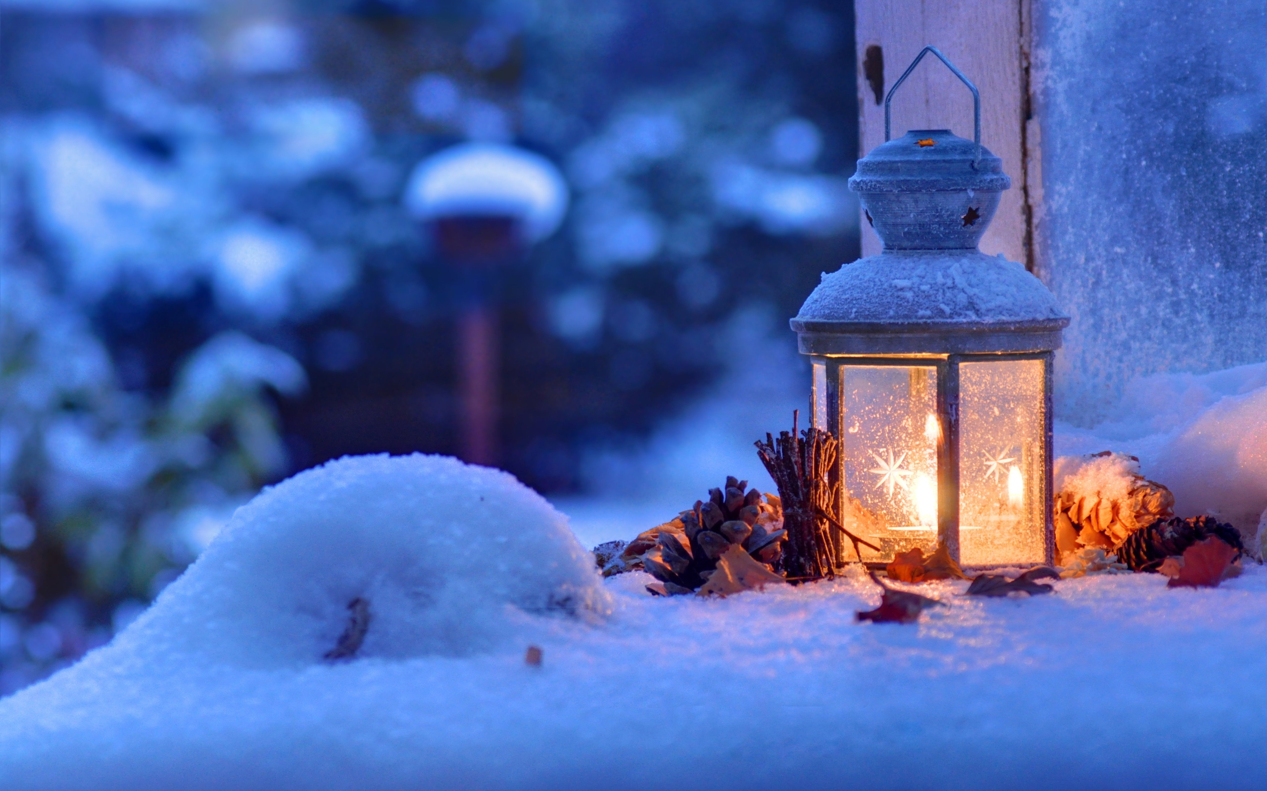 Christmas Lantern Wallpapers