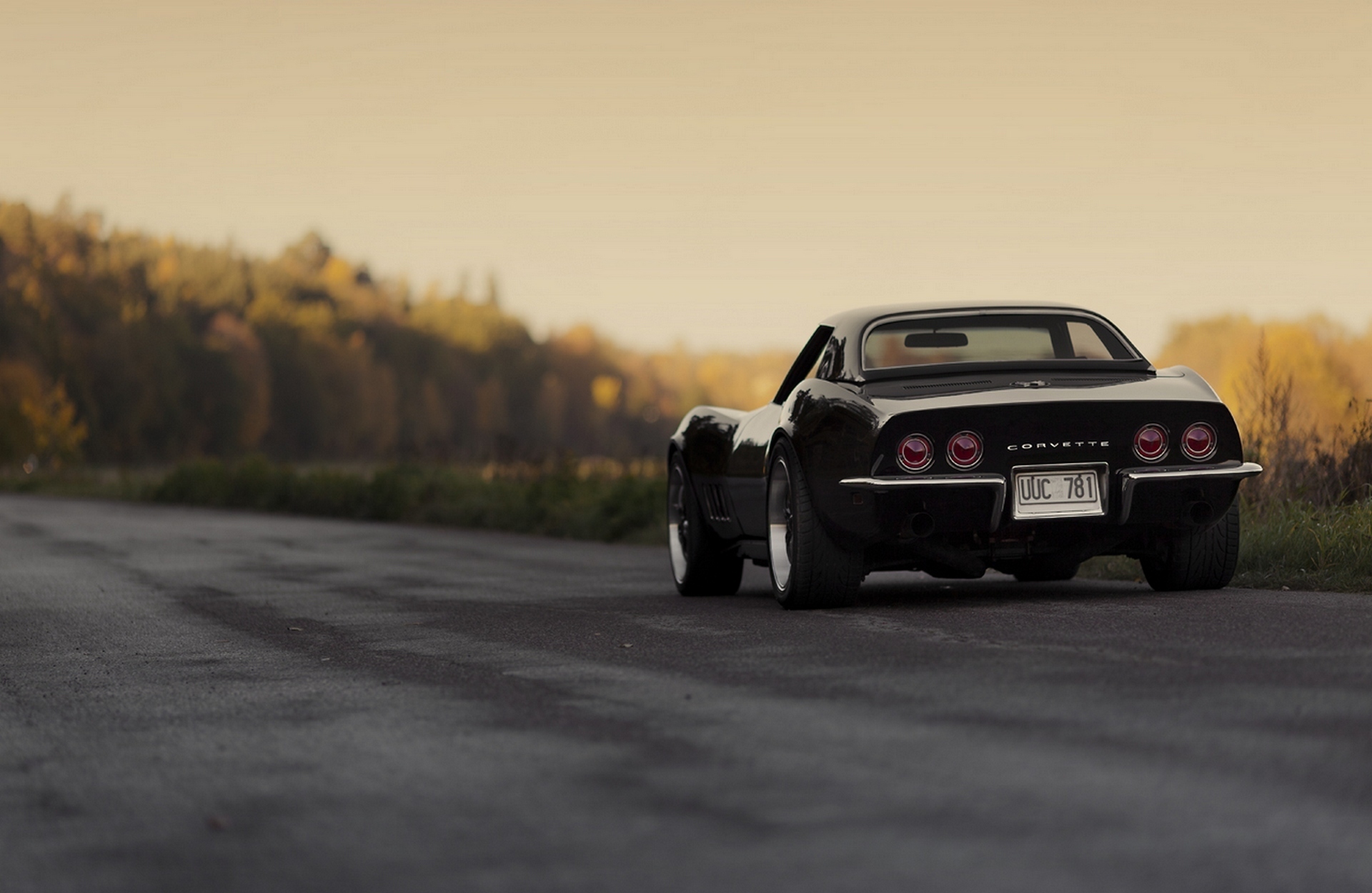 Classic Corvette Wallpapers