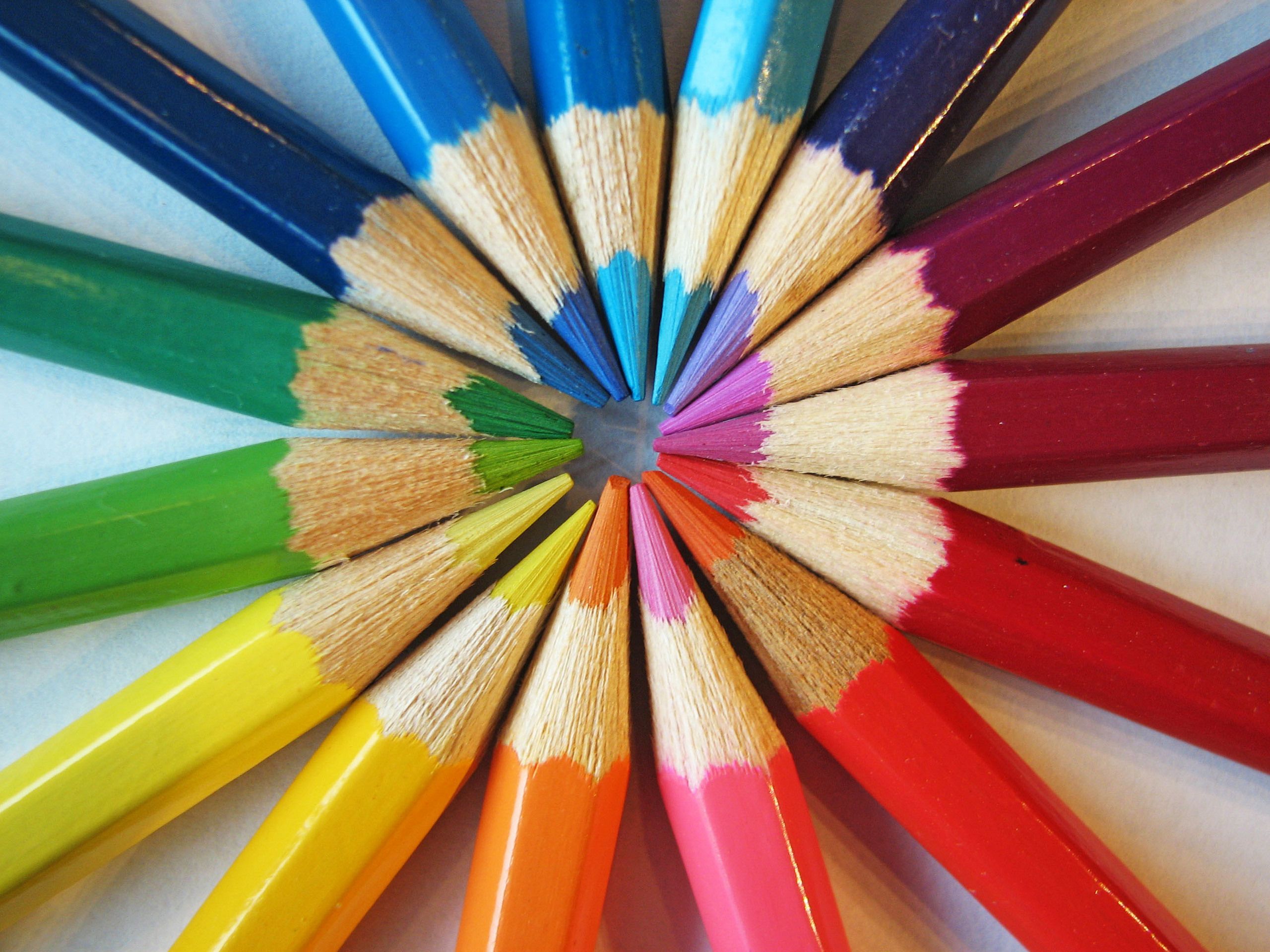 Color Pencils Wallpapers