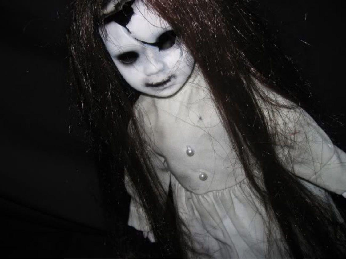 Creepy Doll Wallpapers