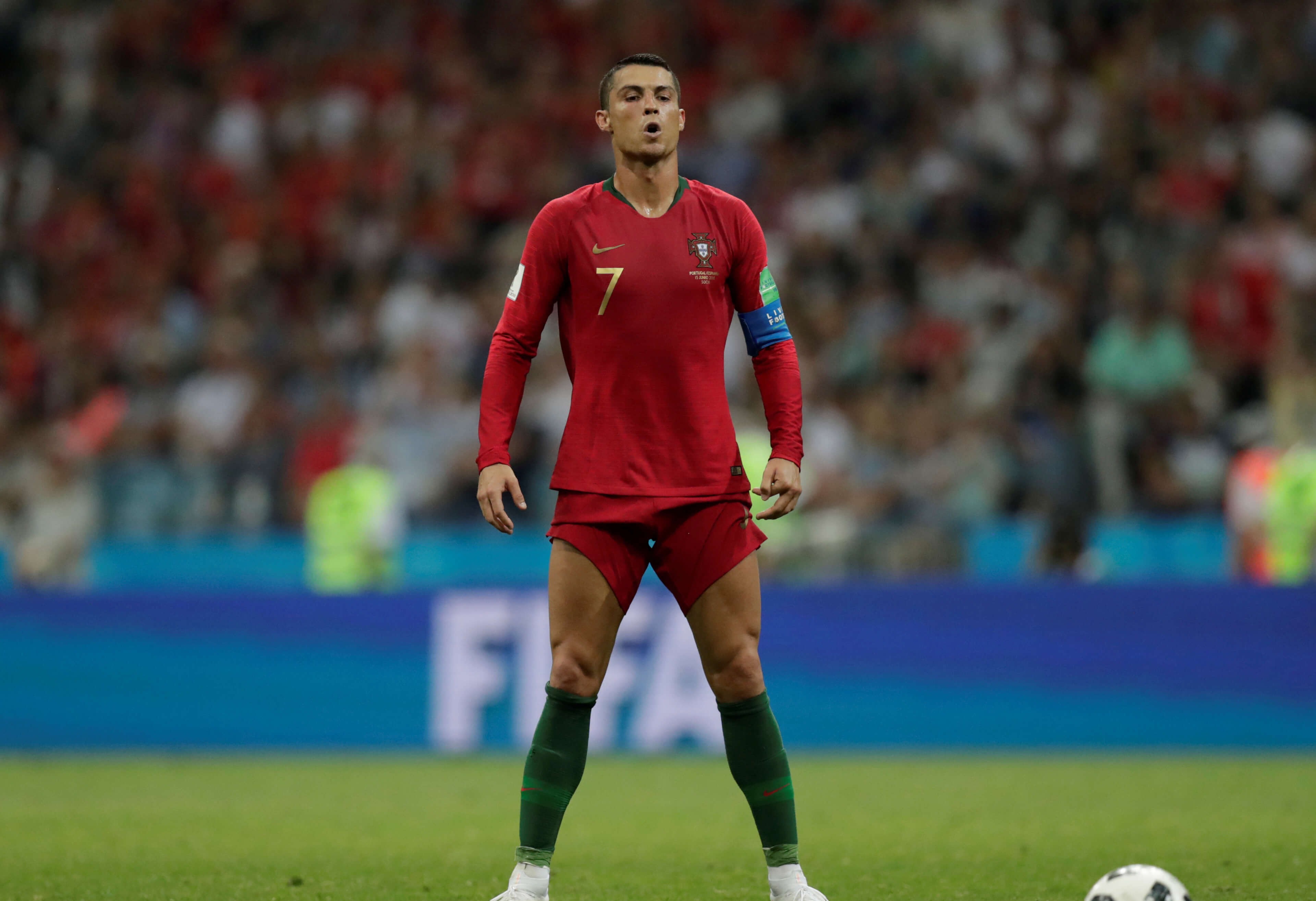 Cristiano Ronaldo Free Kick Wallpapers