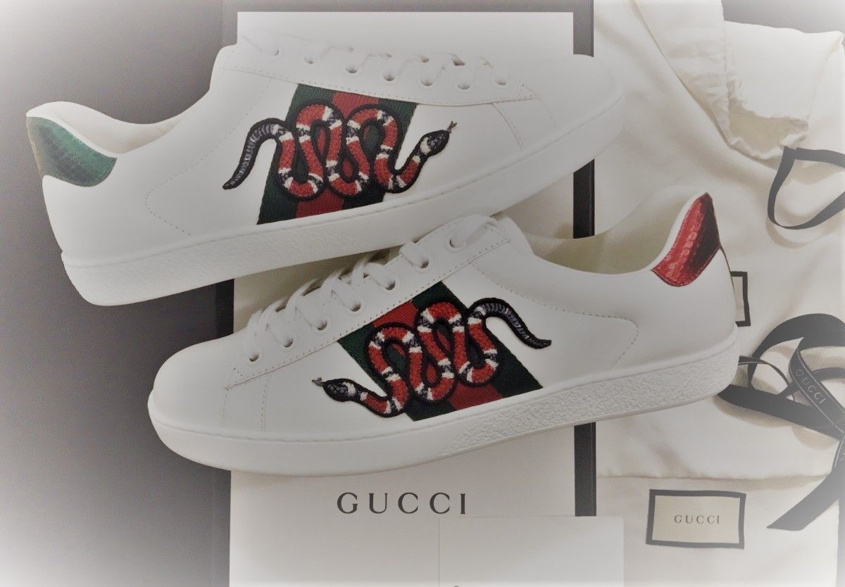 Cute Gucci Shoes Wallpapers