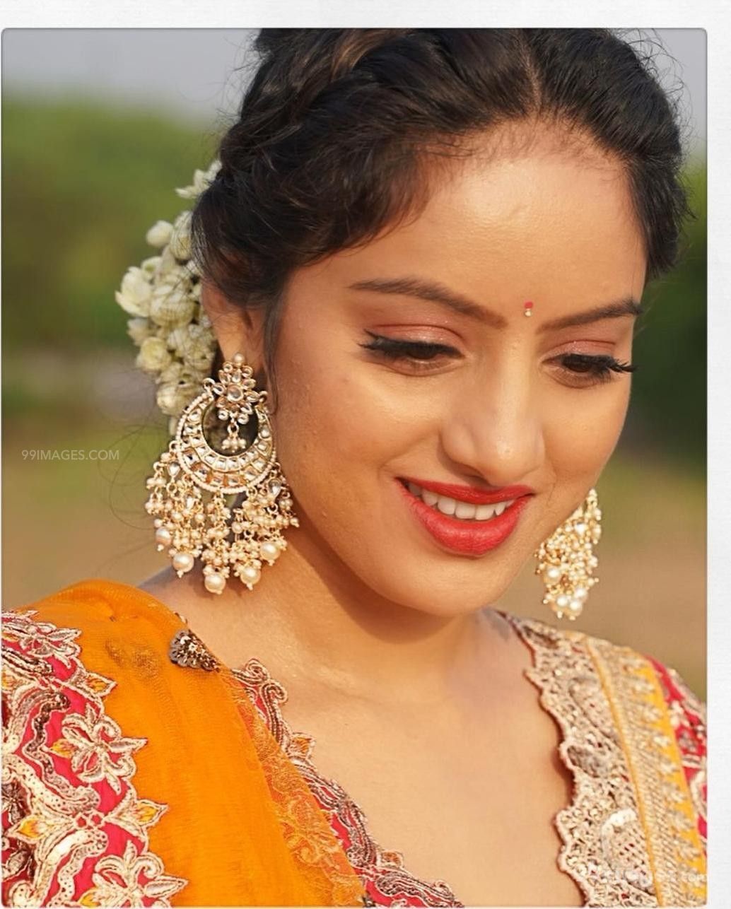 Deepika Singh Hot Wallpapers