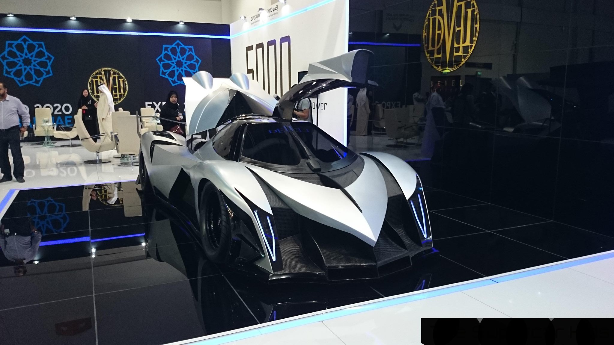 Devel Sixteen Wallpapers