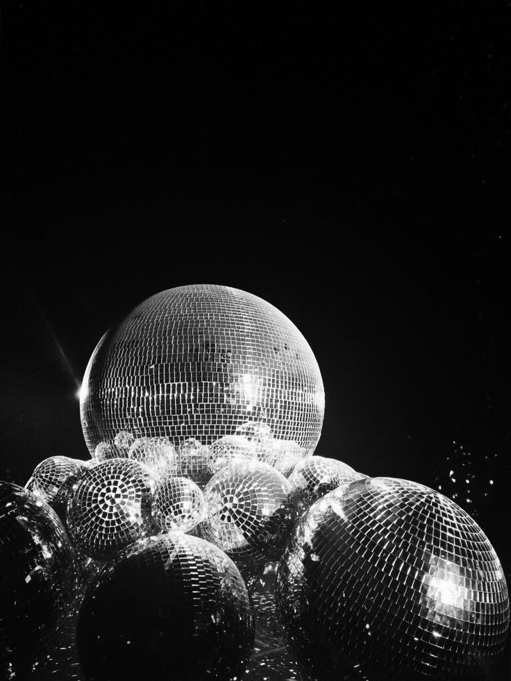 Disco Ball Aesthetic Wallpapers