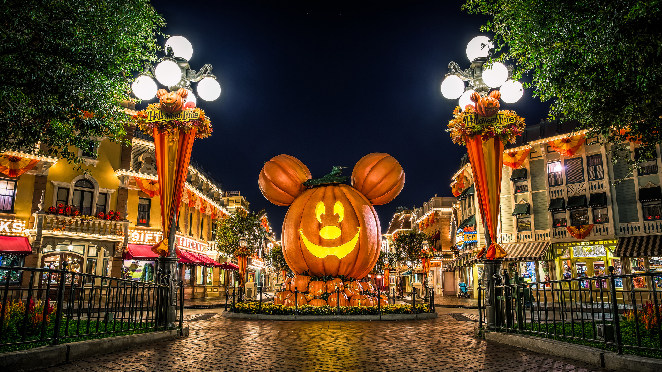 Disney Fall Wallpapers