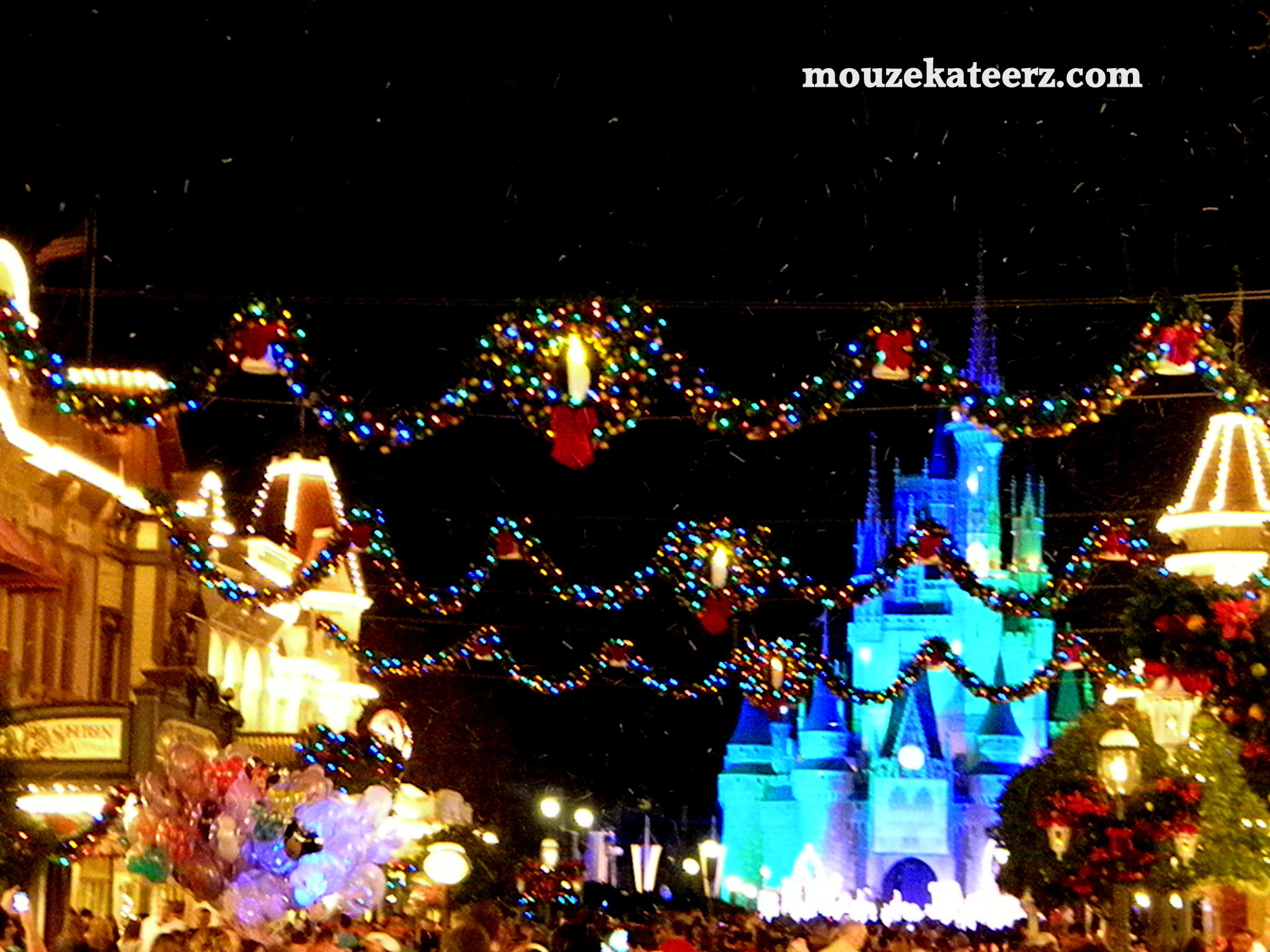 Disneyland Christmas Wallpapers