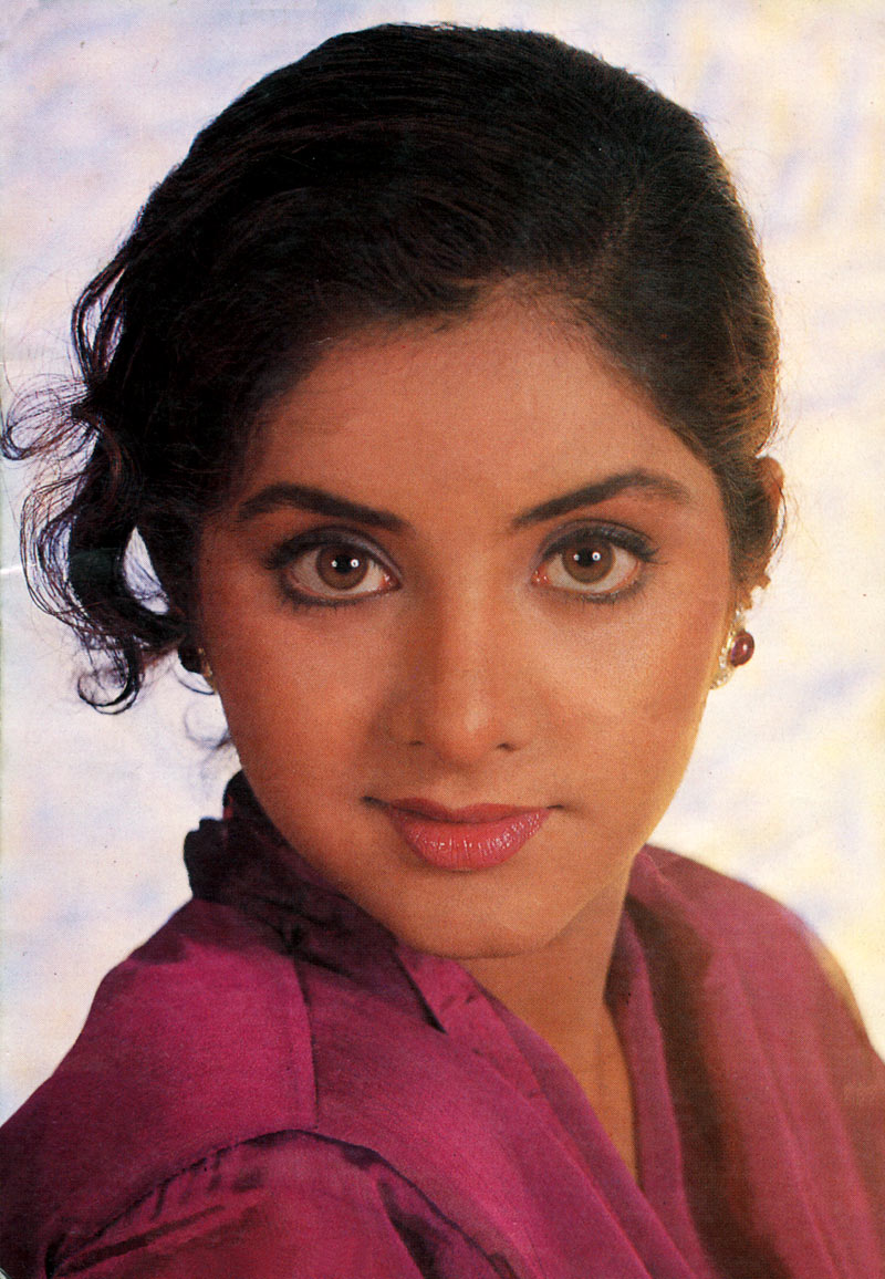 Divya Bharti Hot Wallpapers