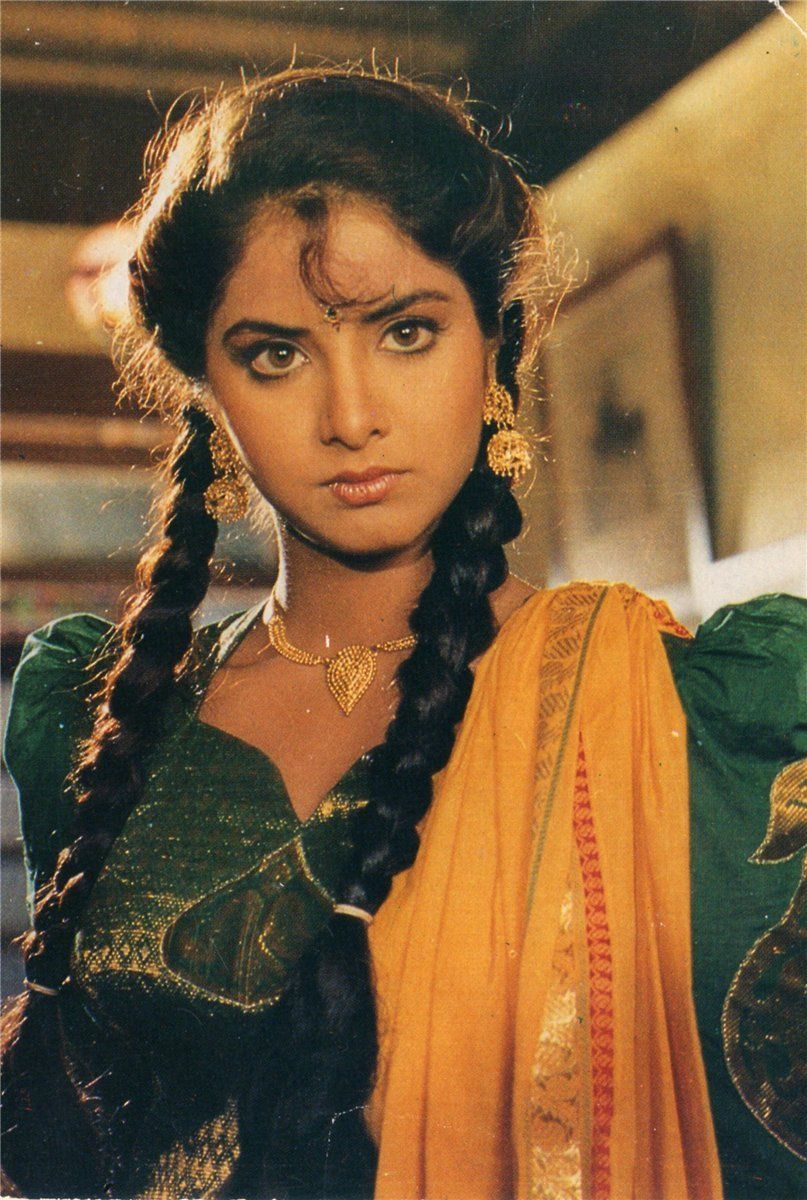 Divya Bharti Hot Wallpapers