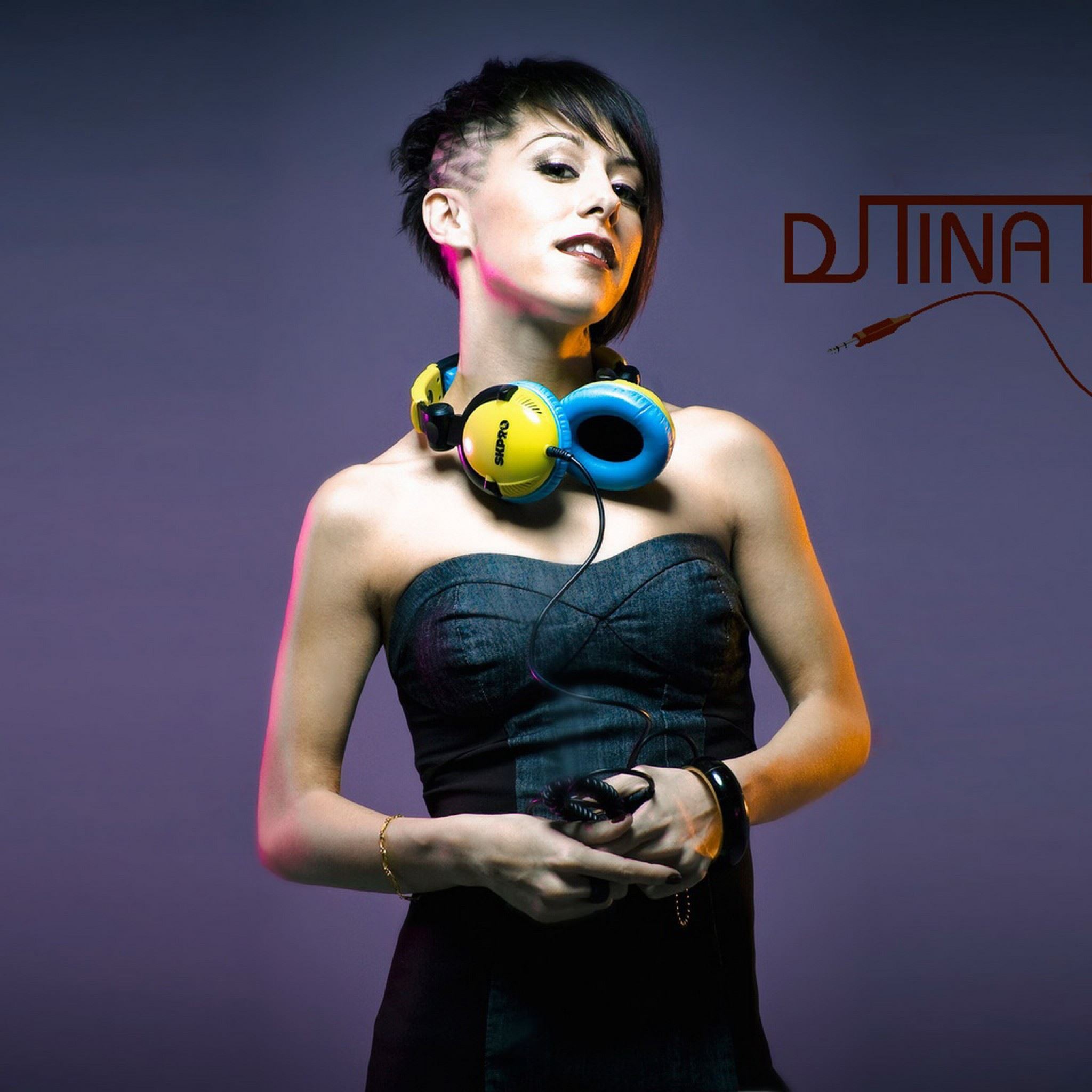 Dj Girl Wallpapers