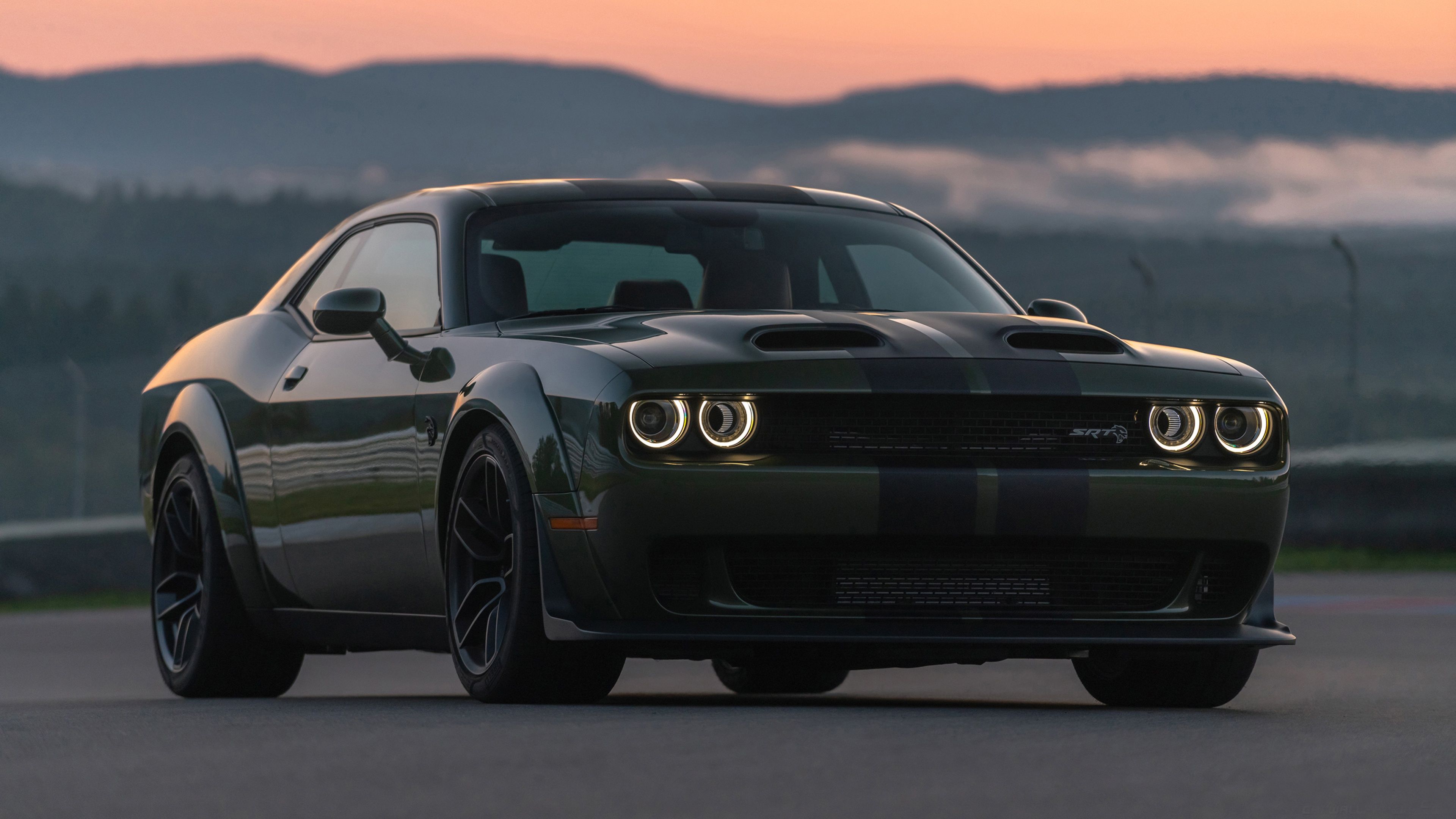 Dodge Challenger 4K Wallpapers