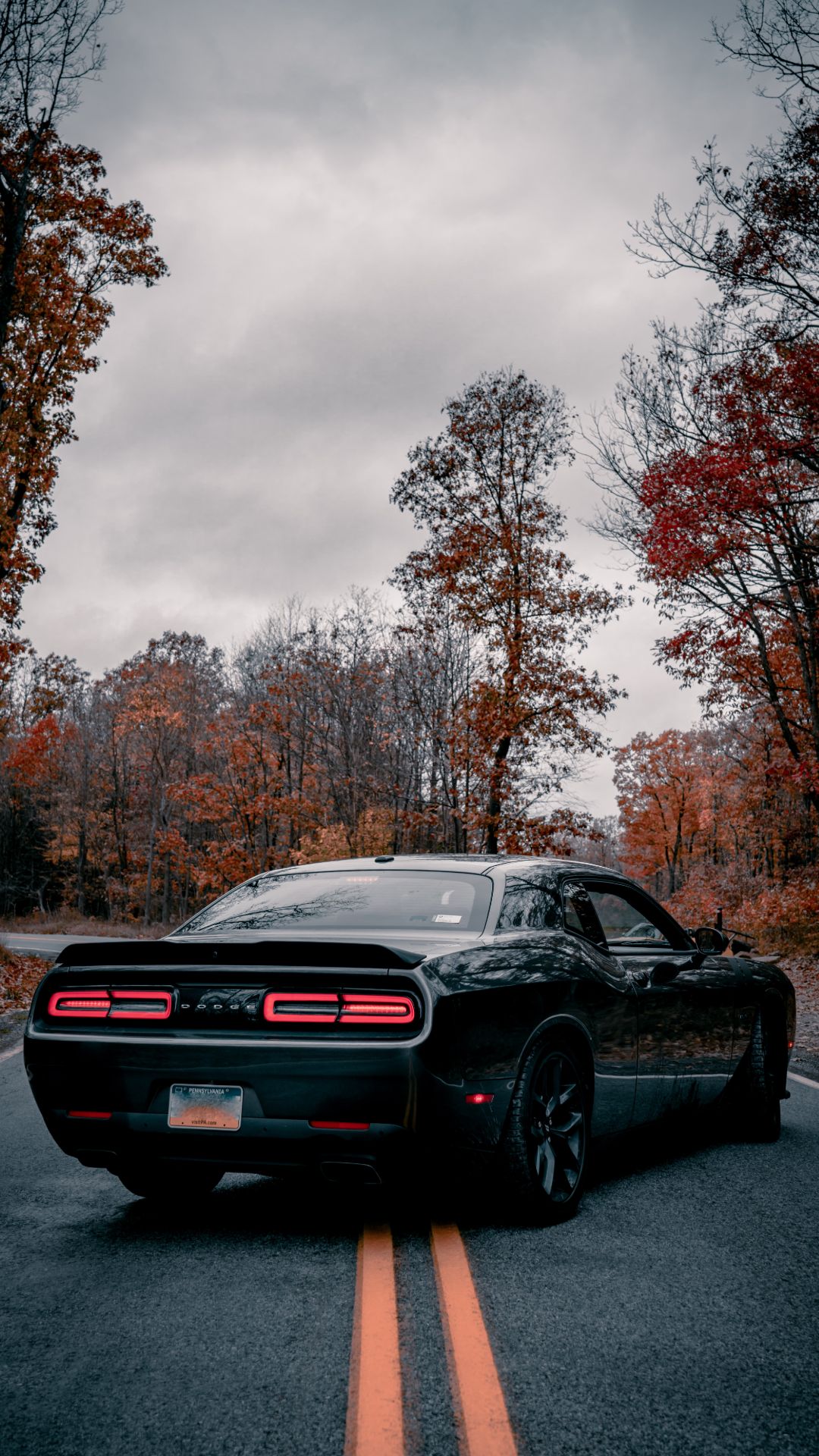 Dodge Challenger Iphone Wallpapers