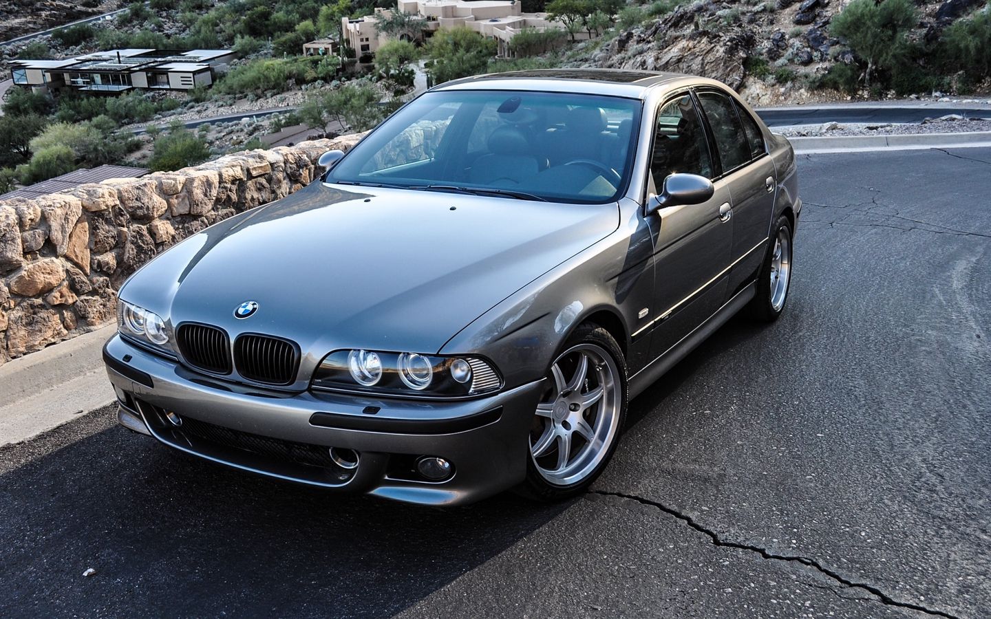 E39 Wallpapers