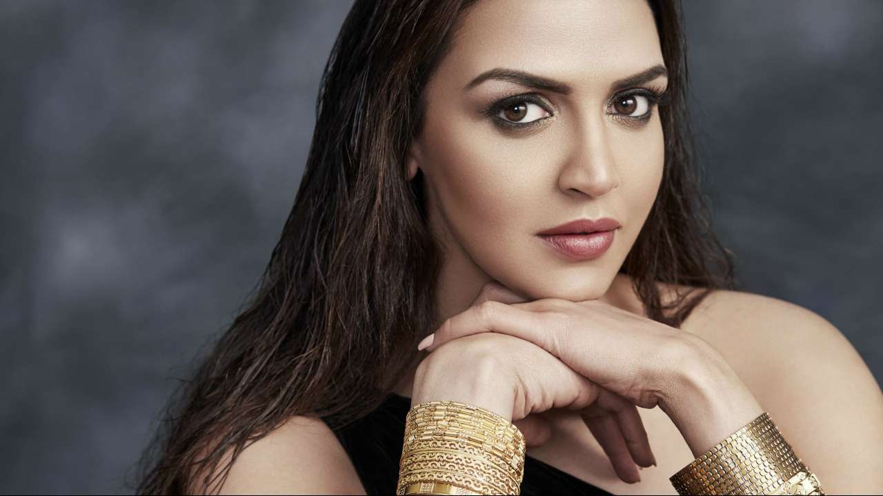 Esha Deol Hq Wallpapers