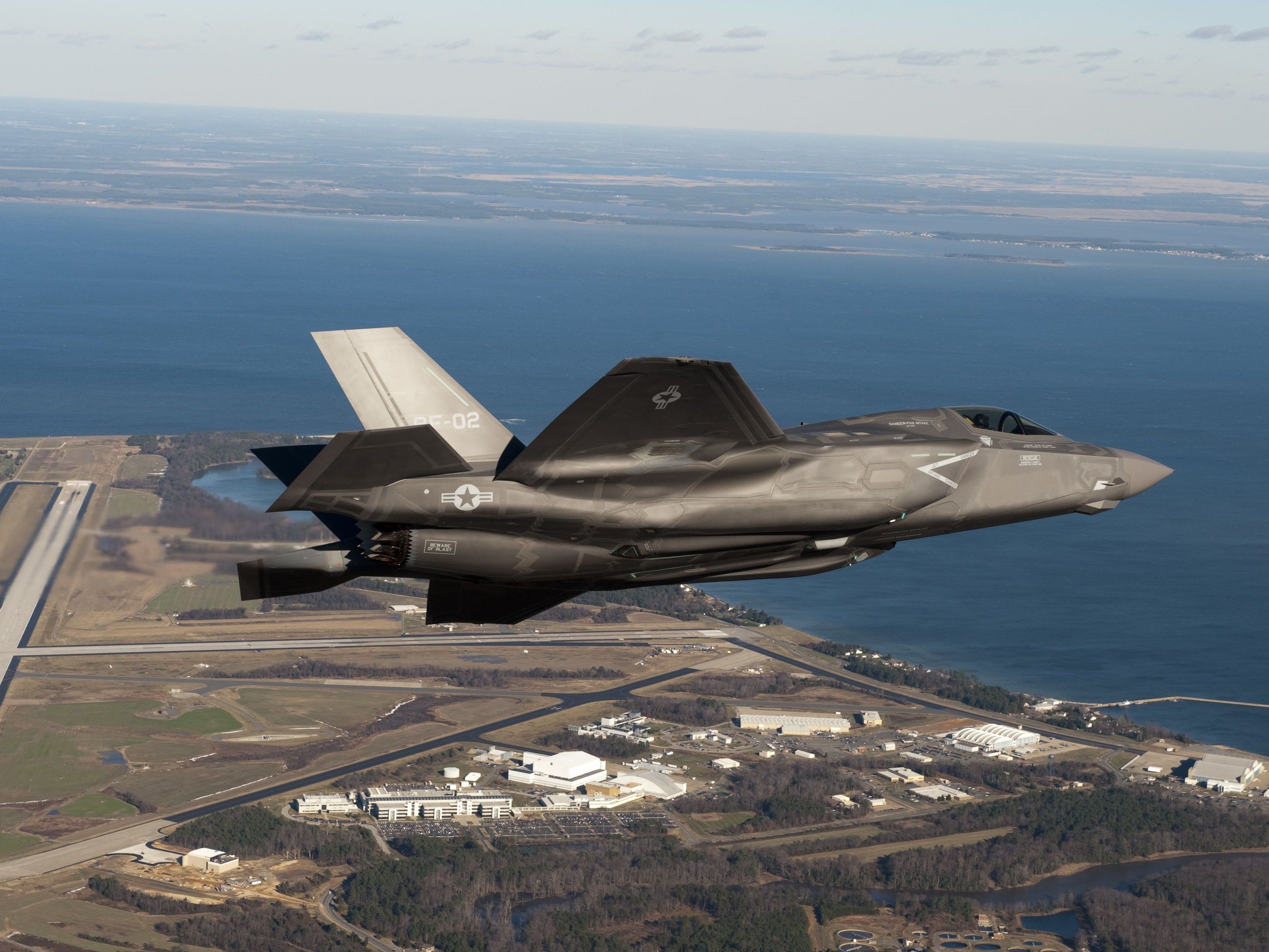 F 35 Wallpapers