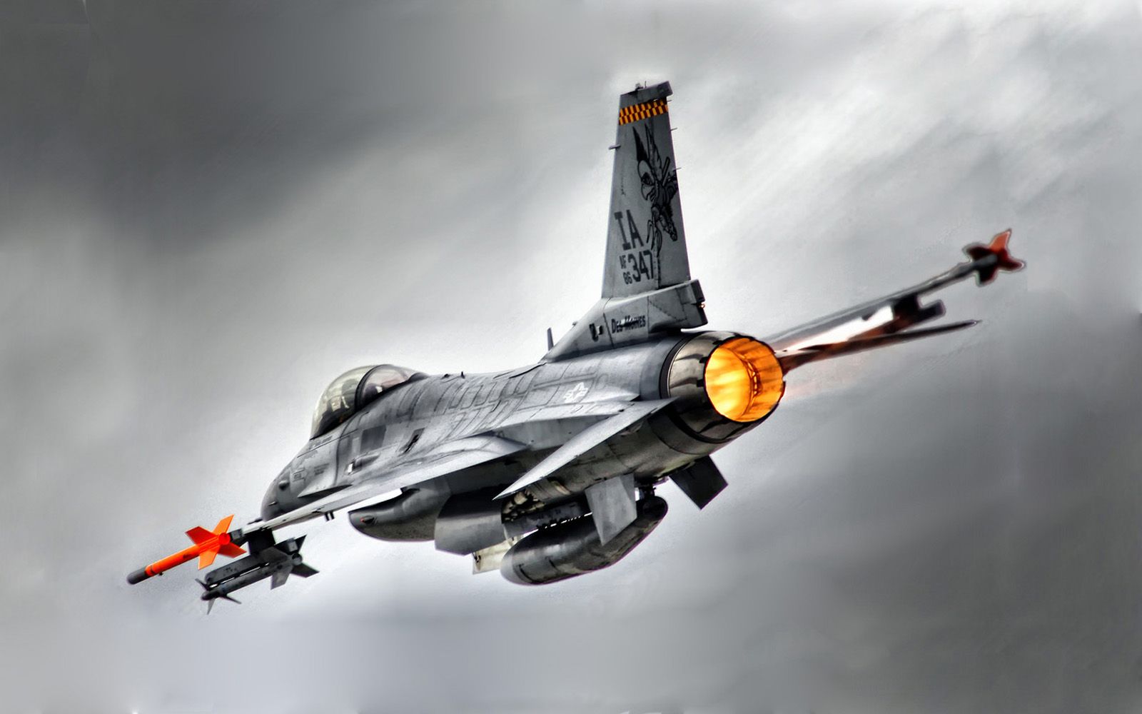 F16 Wallpapers