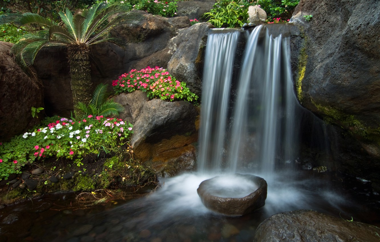 Falls Garden Wallpapers