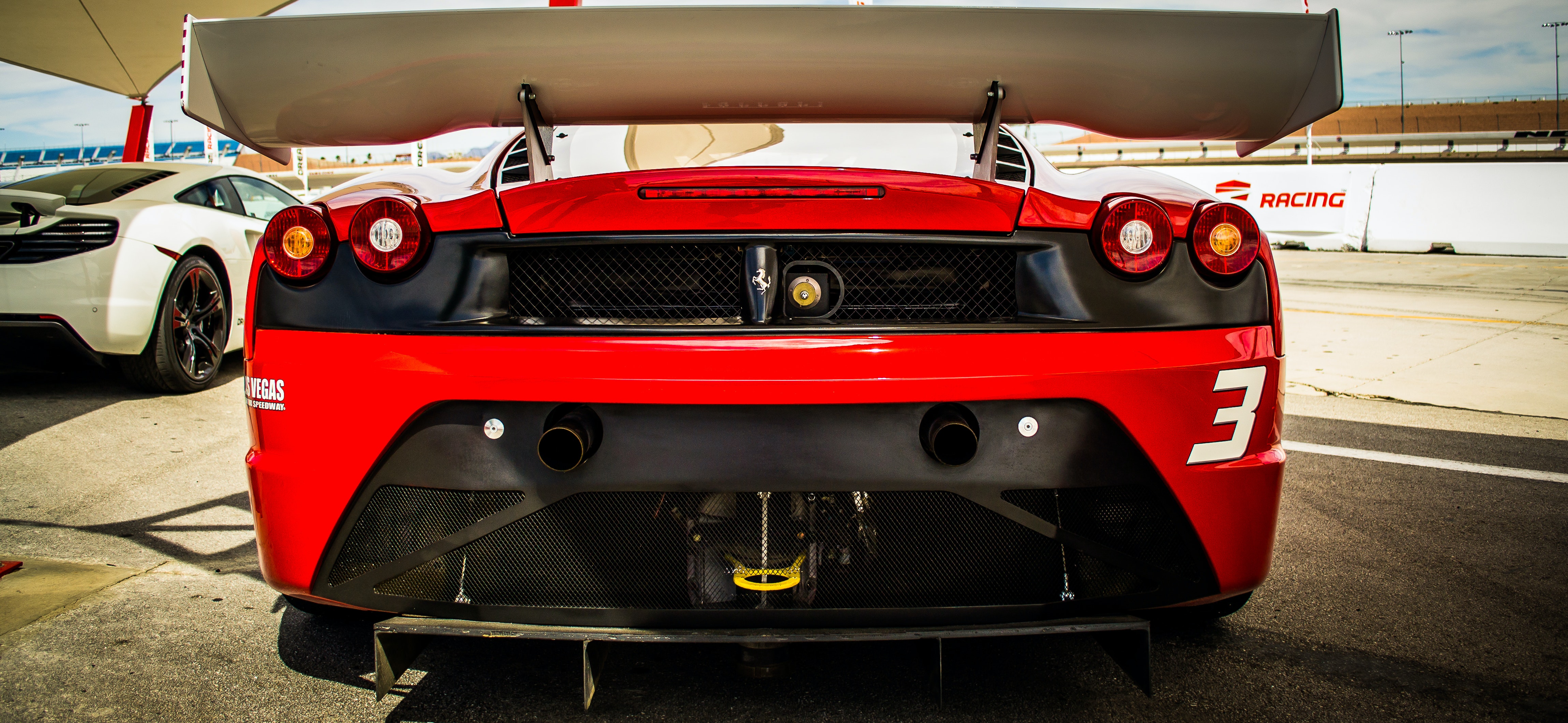 Ferrari Sports Cars Wallpapers