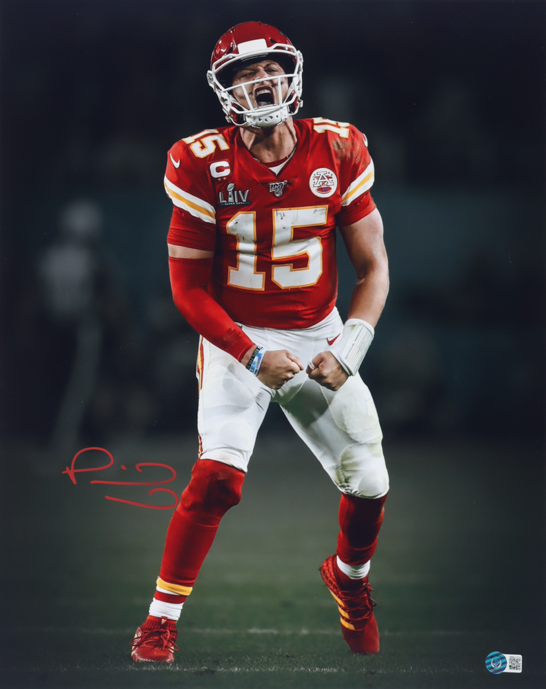 Flexing Patrick Mahomes Wallpapers