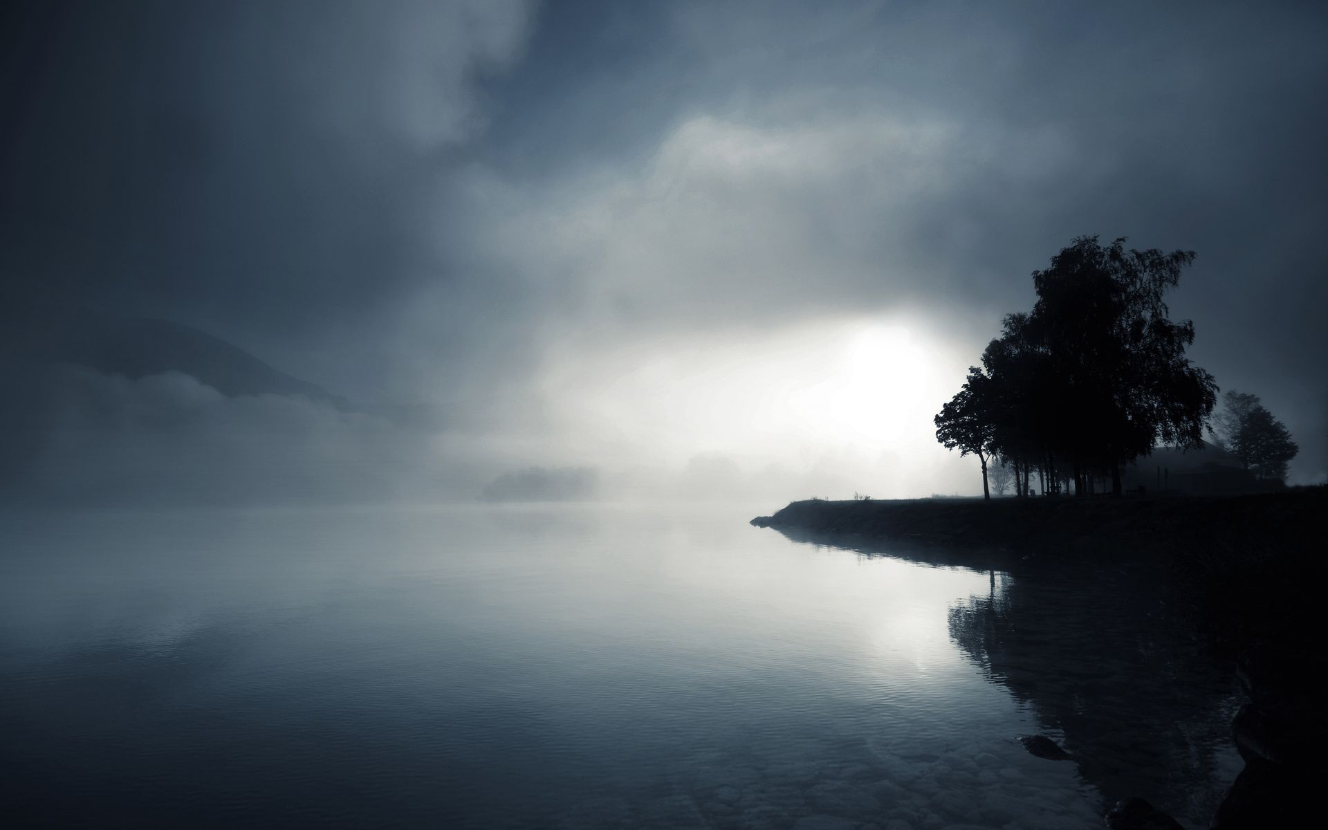 Foggy Lake Wallpapers