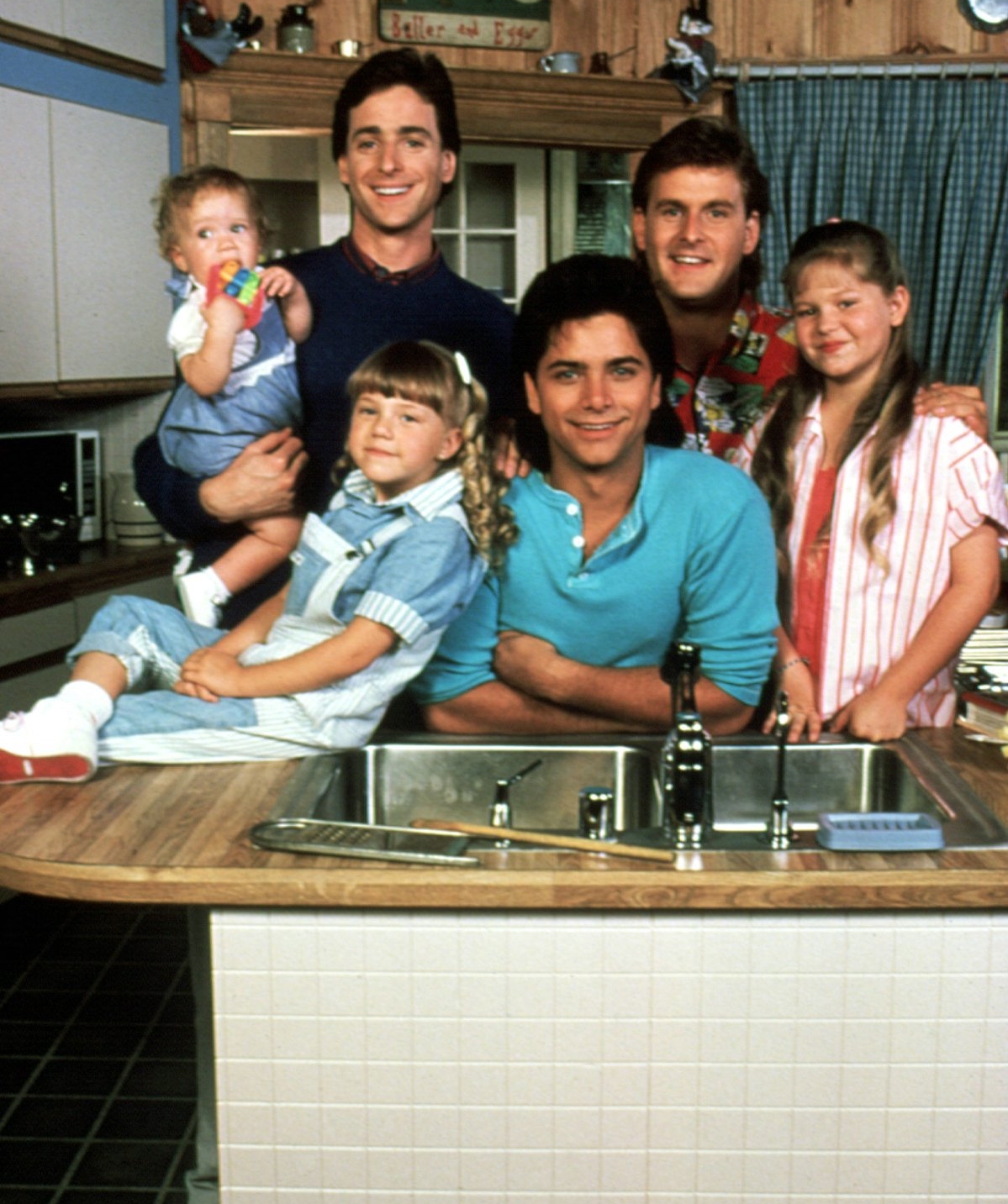 Full House Wallpapers