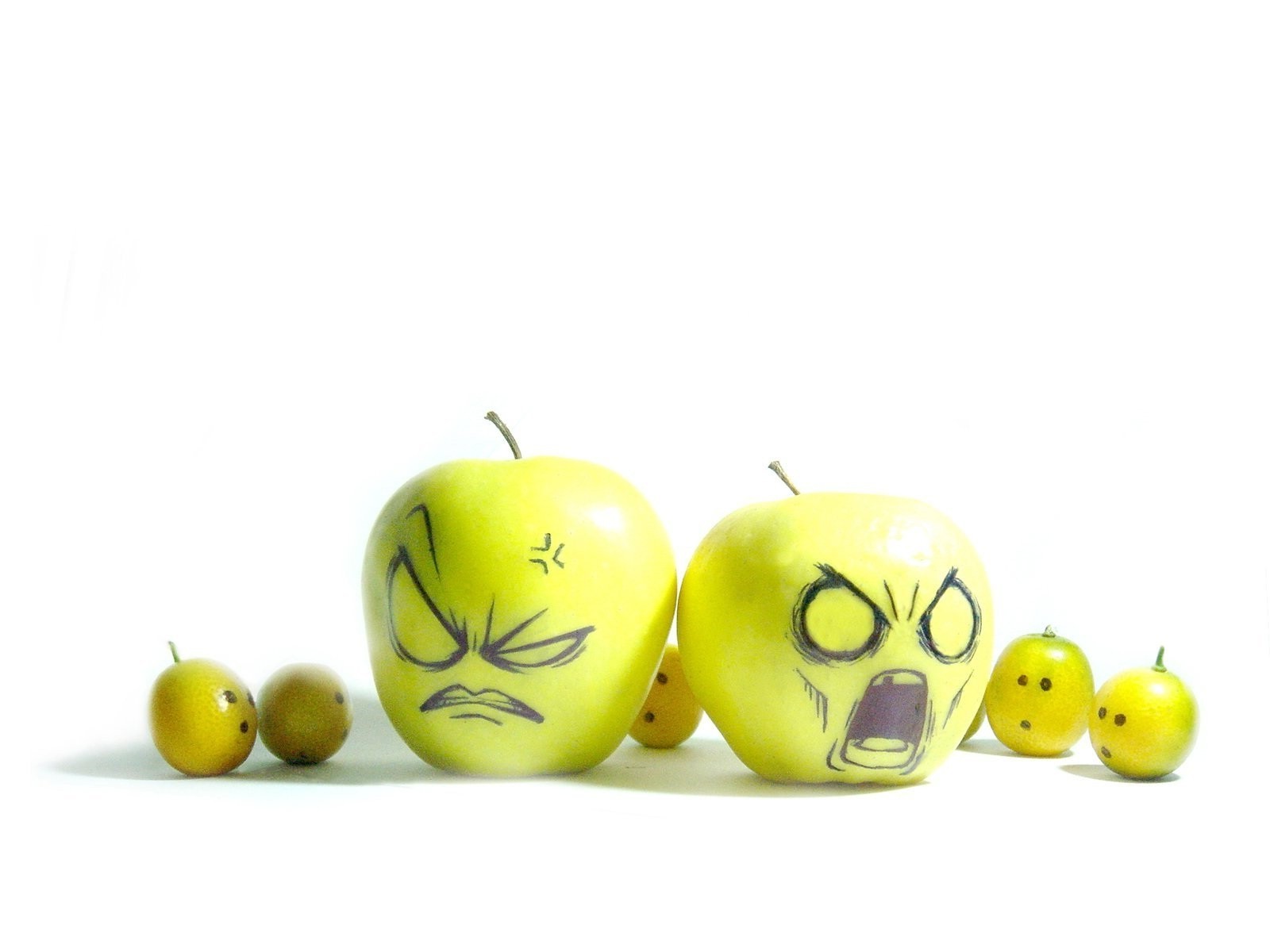 Funny Apple Wallpapers