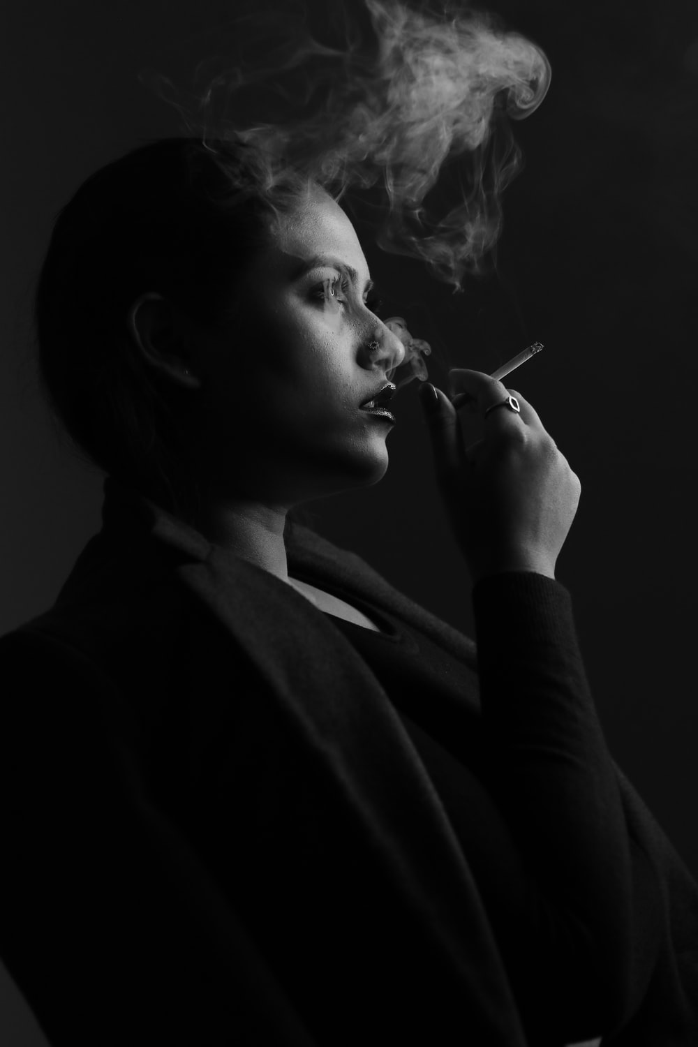 Girl Smoking Wallpapers