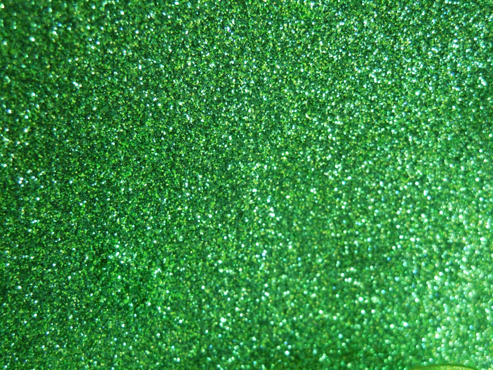 Glitter Green Wallpapers