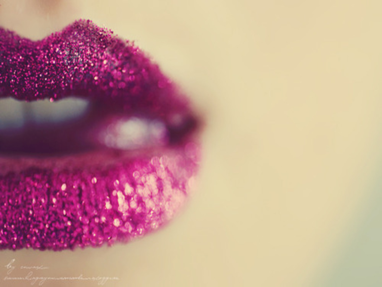 Glitter Lips Wallpapers