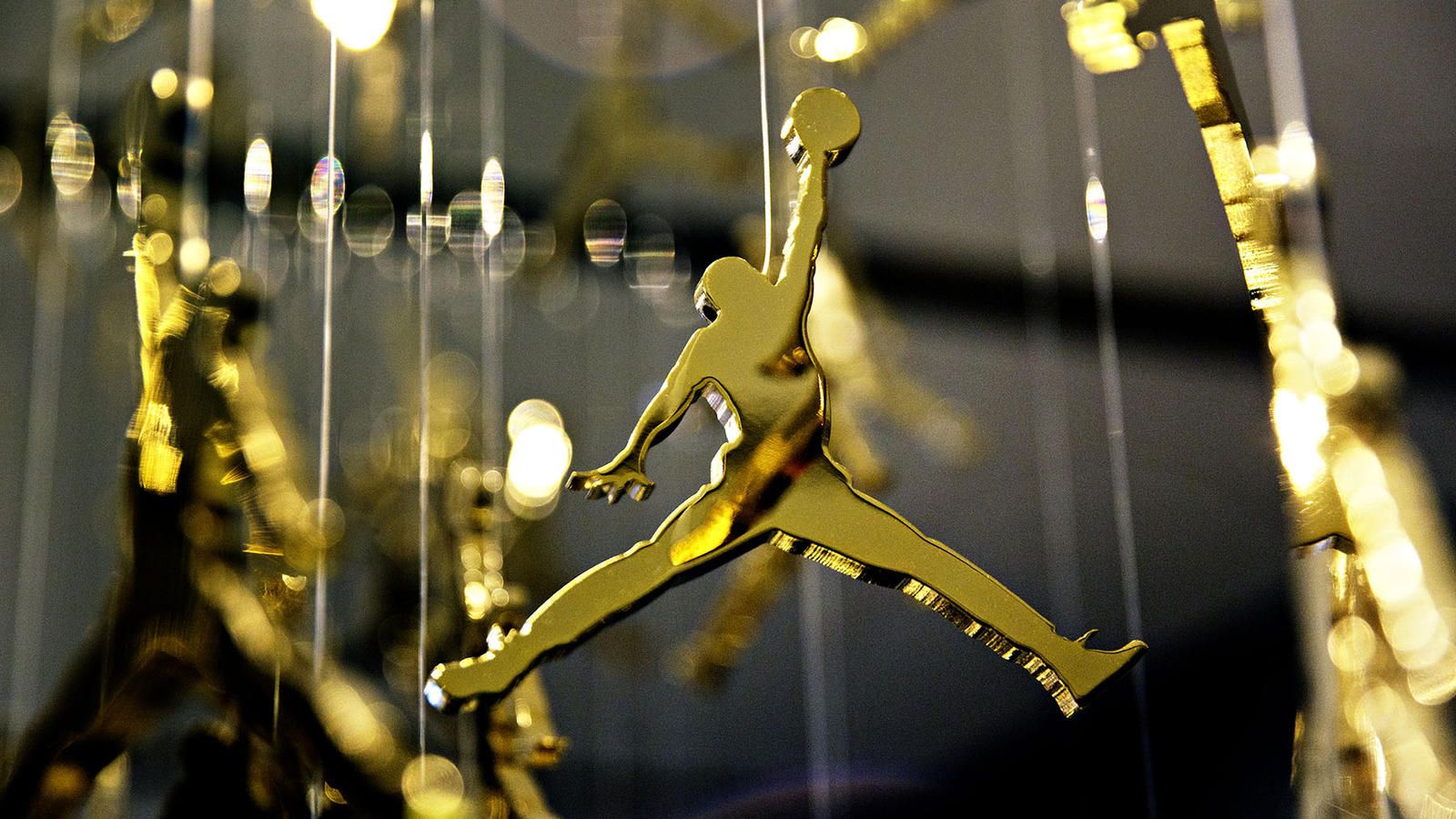 Gold Jordan Logo Wallpapers