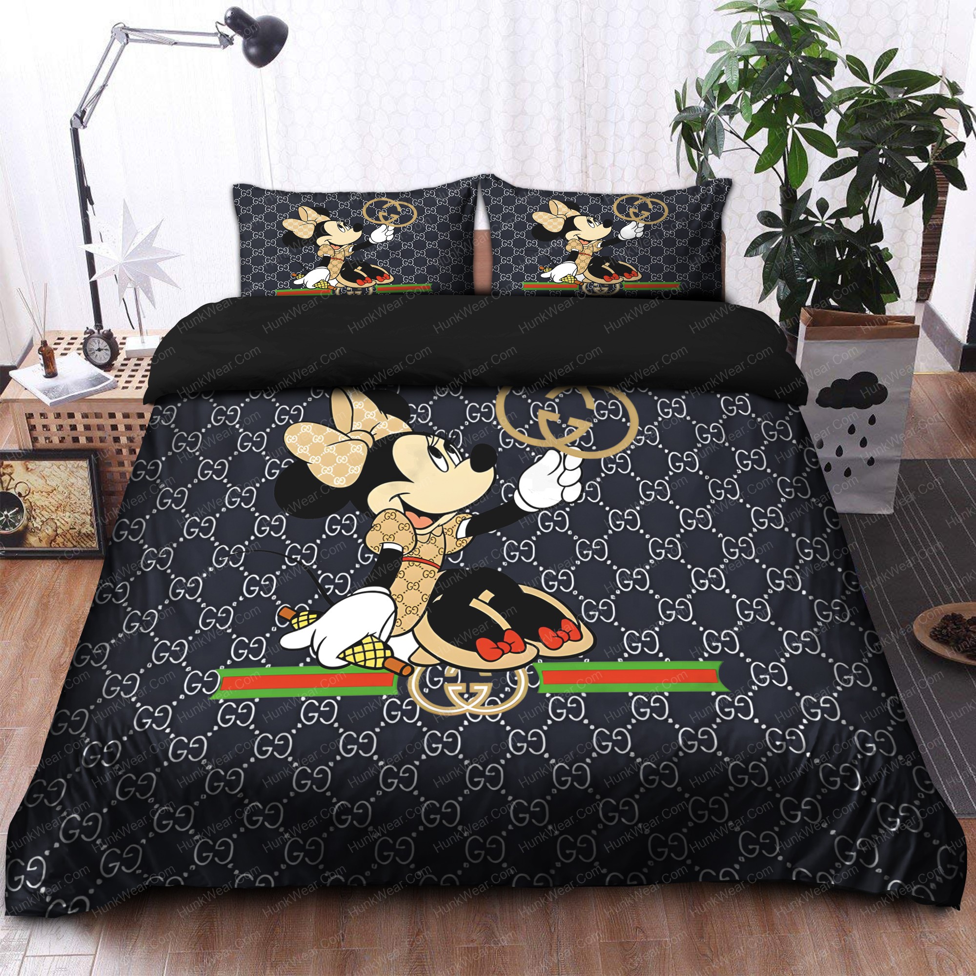 Gucci Mickey Mouse Wallpapers