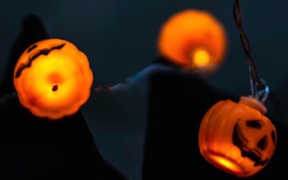 Halloween Lights Aesthetic Wallpapers